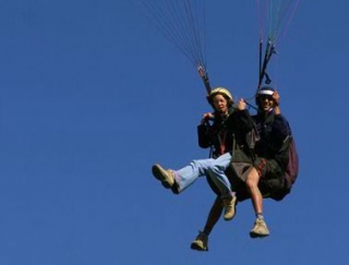 Tandemgleitschirmfliegen 
